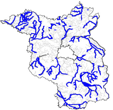 :    In der Übersichtkarte Brandenburg sind die Vorranggewässer, die für Vorhaben zur Verbesserung der Gewässerstruktur in Frage kommen, blau markiert